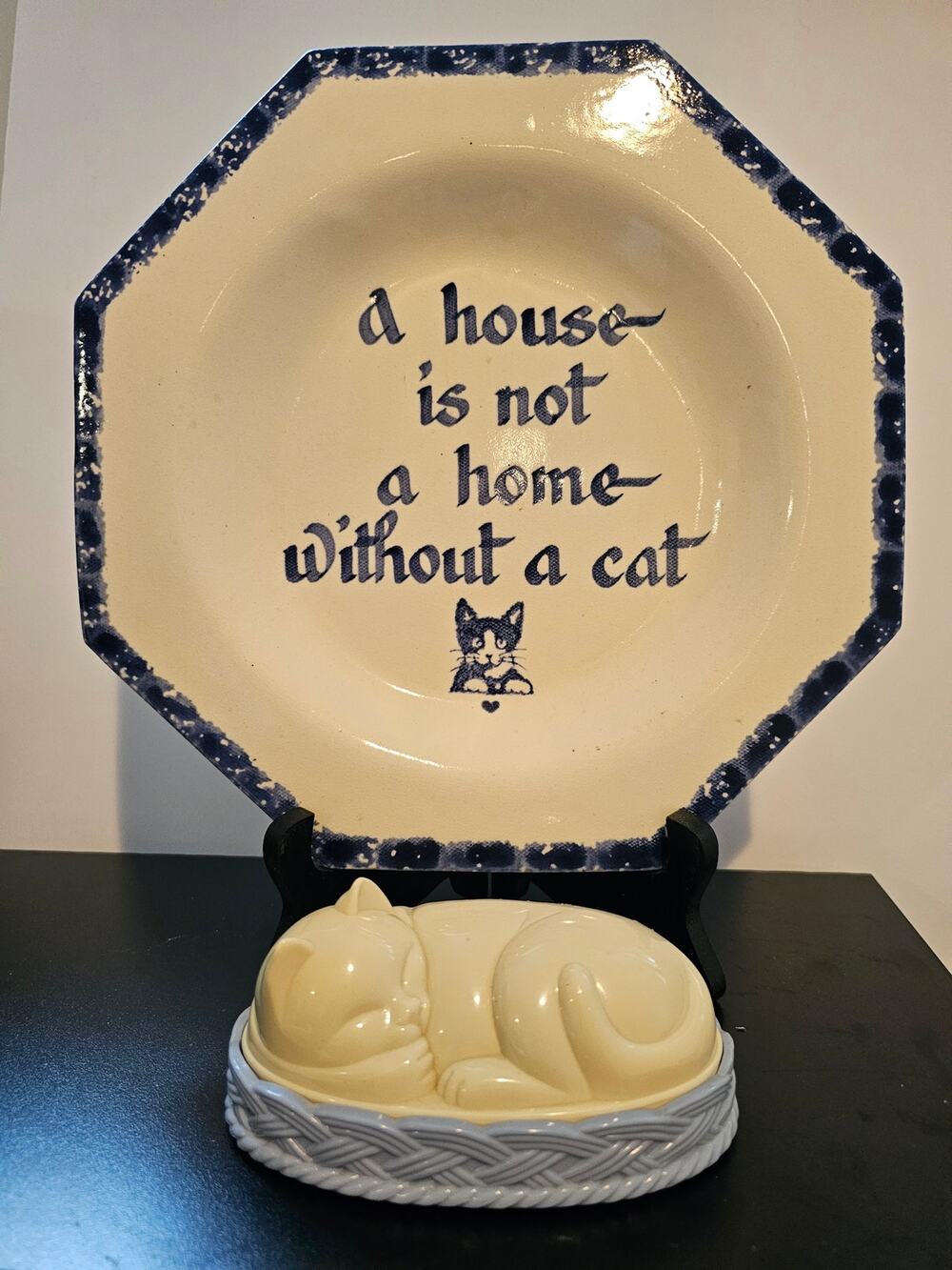 Lot Slab work wall hanging cat plate with Avon cat sleeping in basket lint brush